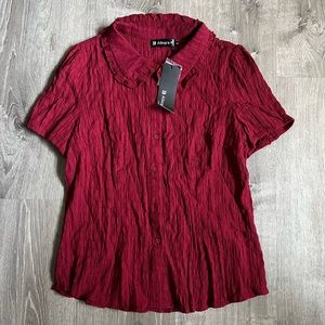 Peter Pan collared button down shirt